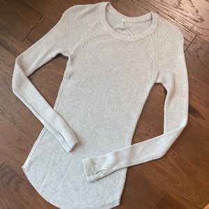 Lululemon knit sweater sz 4